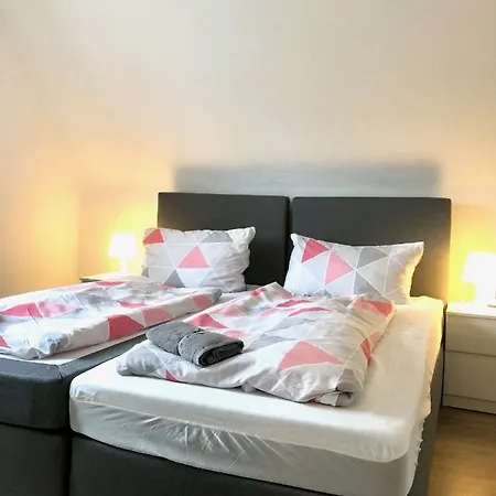 2 Bedroom Apartment Herford-City, Wifi&Netflix * Herford