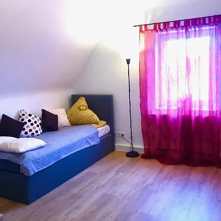 Apartament 2 Bedroom Apartment Herford-City, Wifi&Netflix Herford